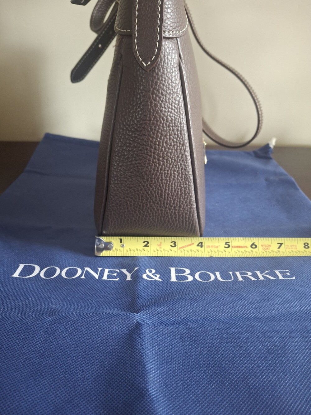 DOONEY & BOURKE The "Lucca" Leather Crossbody - Brown Tmoro - Picture 10 of 13